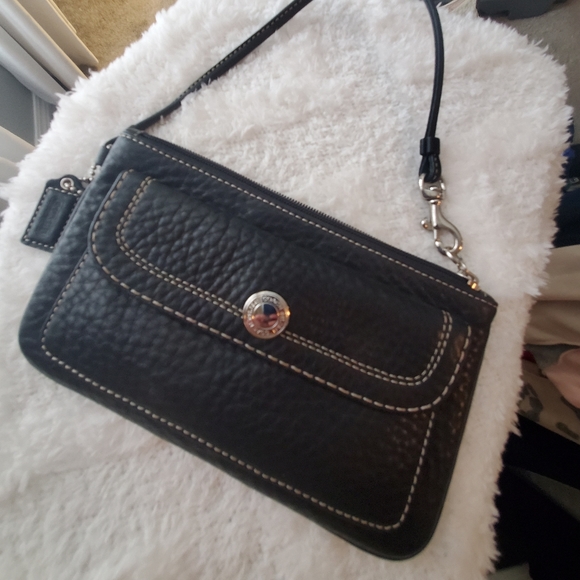 Coach Wristlet - Picture 1 of 4